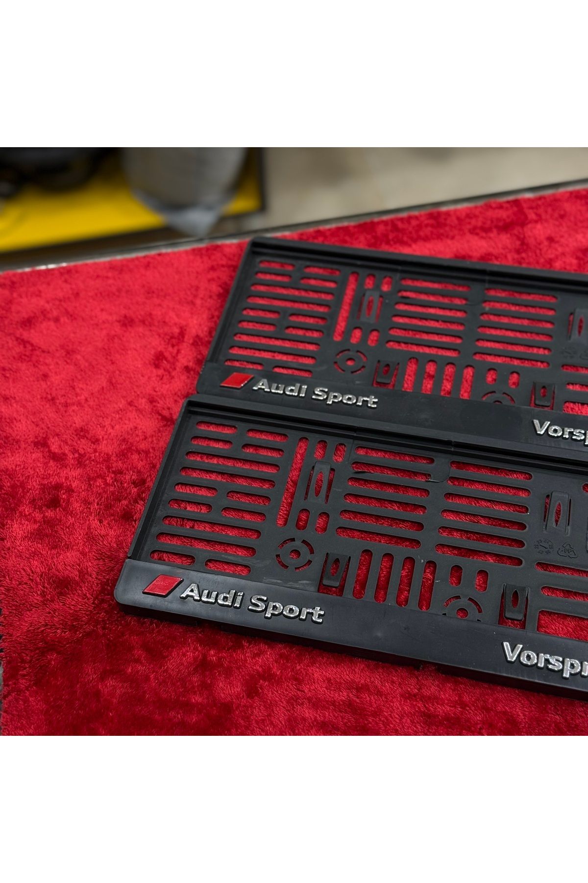 Korkmaz Oto Market & Aksesuar Audi Yurt Dışı Servis Plakalık 2 Adet