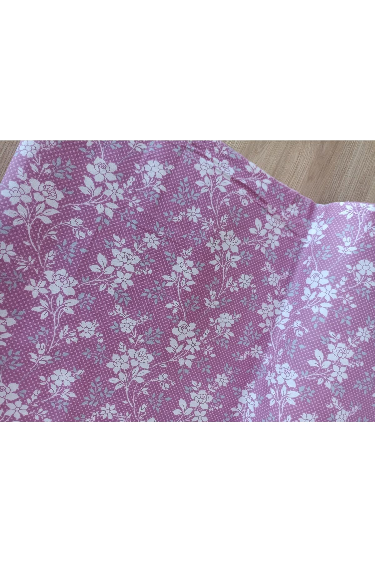 ida design store Pembe Renk Puantiyeli ve Çiçek Desenli %100 Pamuk Poplin Kumaş 100x240