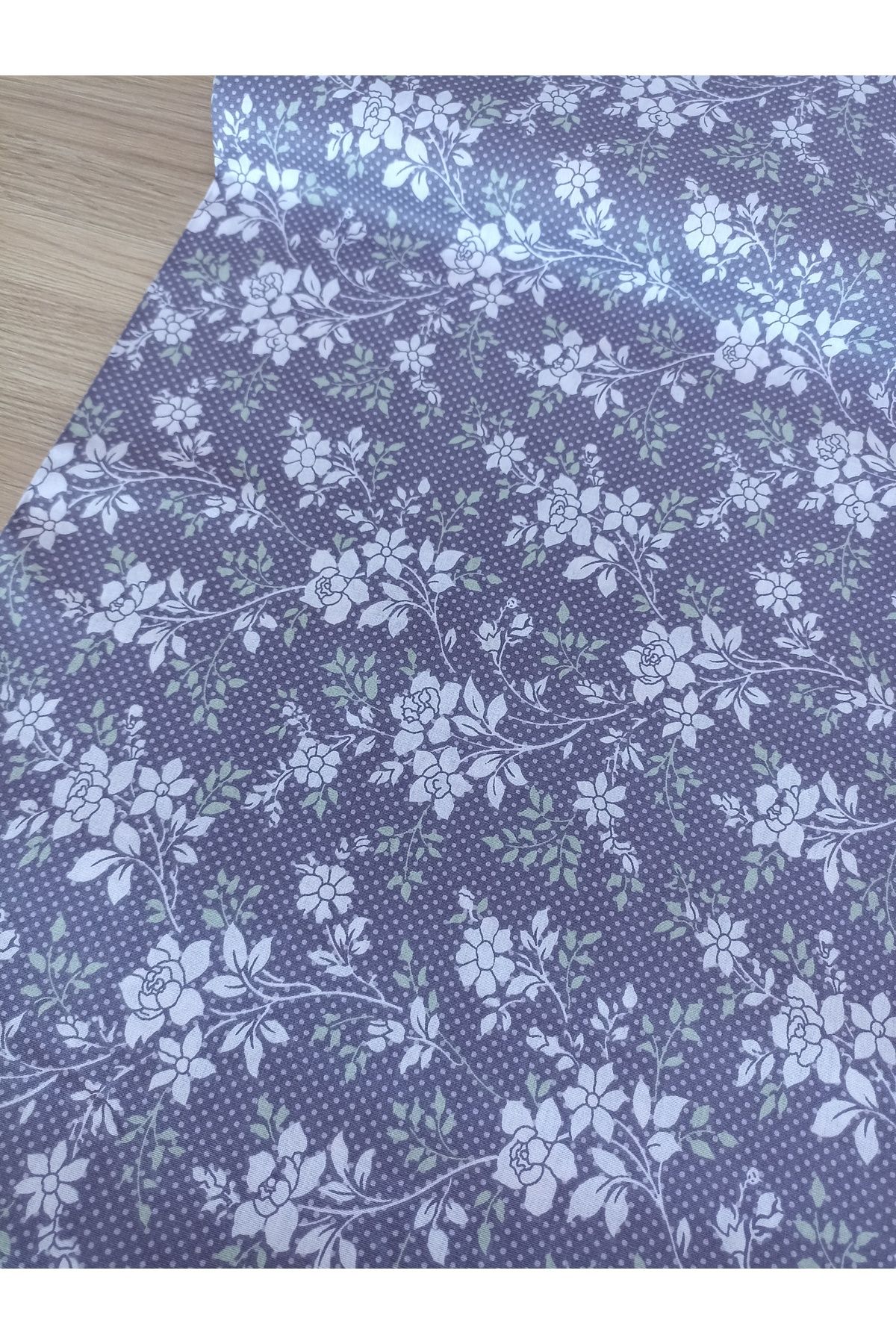 ida design store Lila Renk Puantiyeli ve Çiçek Desenli %100 Pamuk Poplin Kumaş 100x240