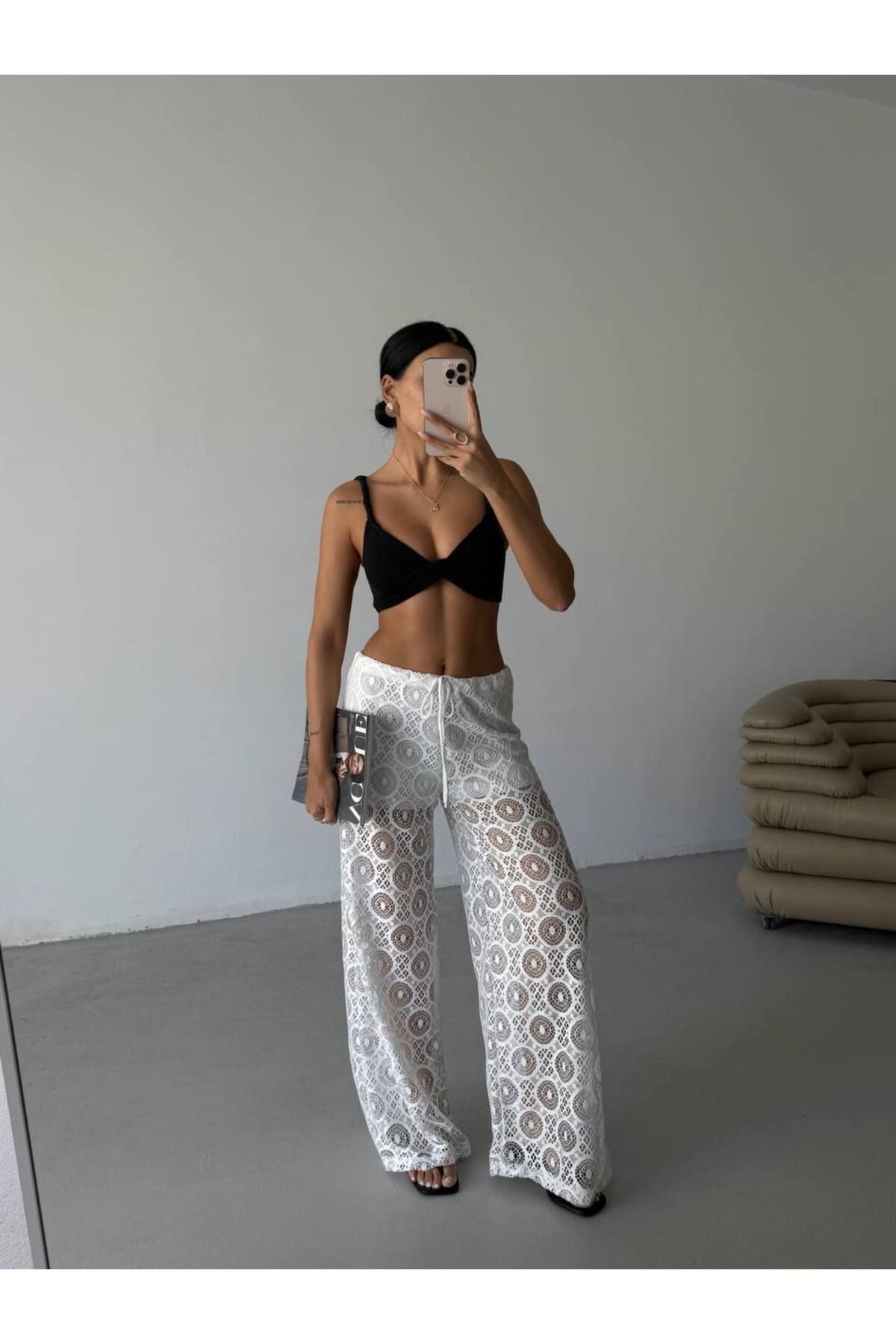 Castivo Fashion Ağ Detaylı Astarlı Dantel Plaj Pantolonu