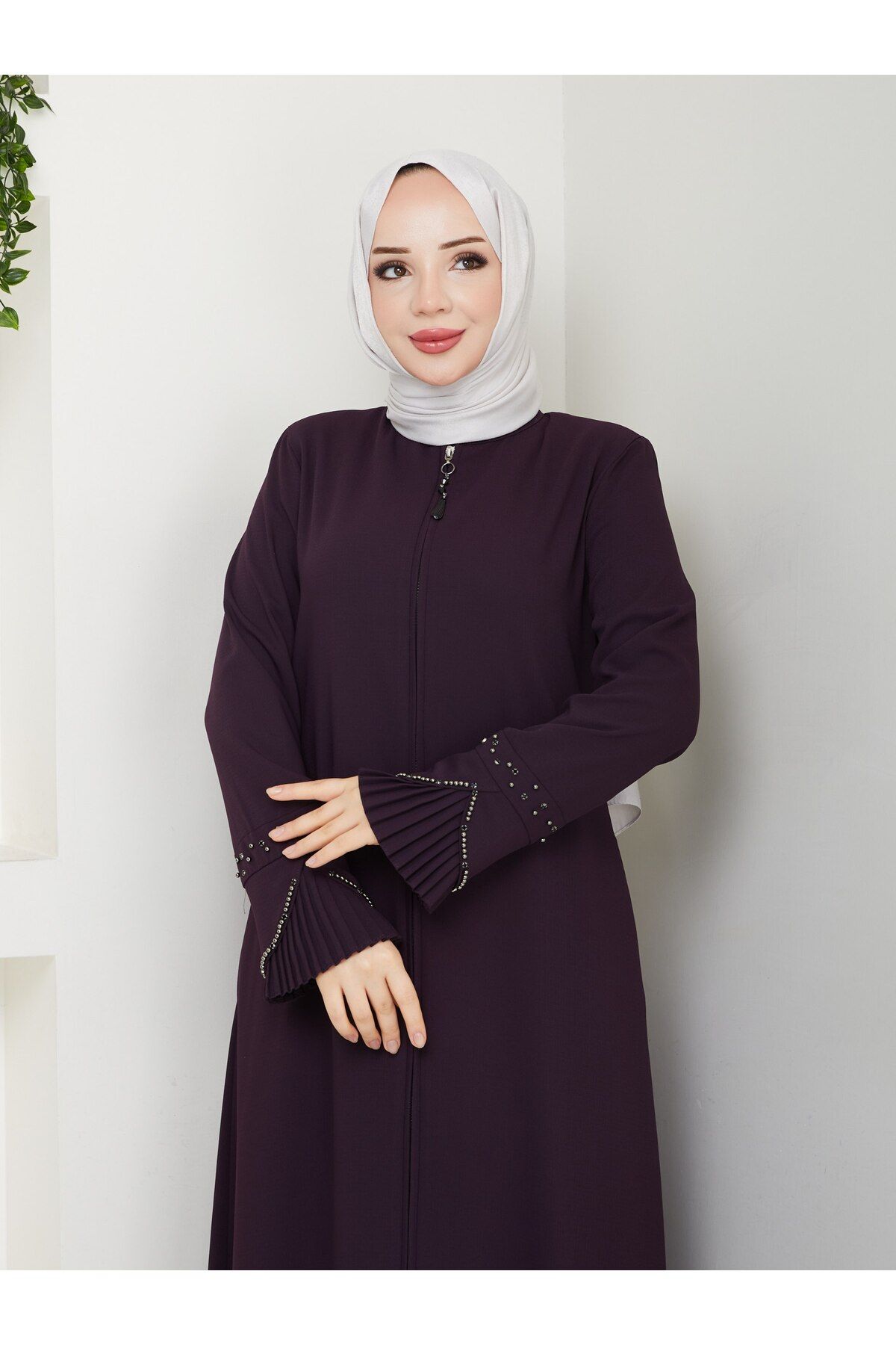 MUDUTEKSTİL Kolu Pliseli Inci Çakımlı Ferace Mürdüm