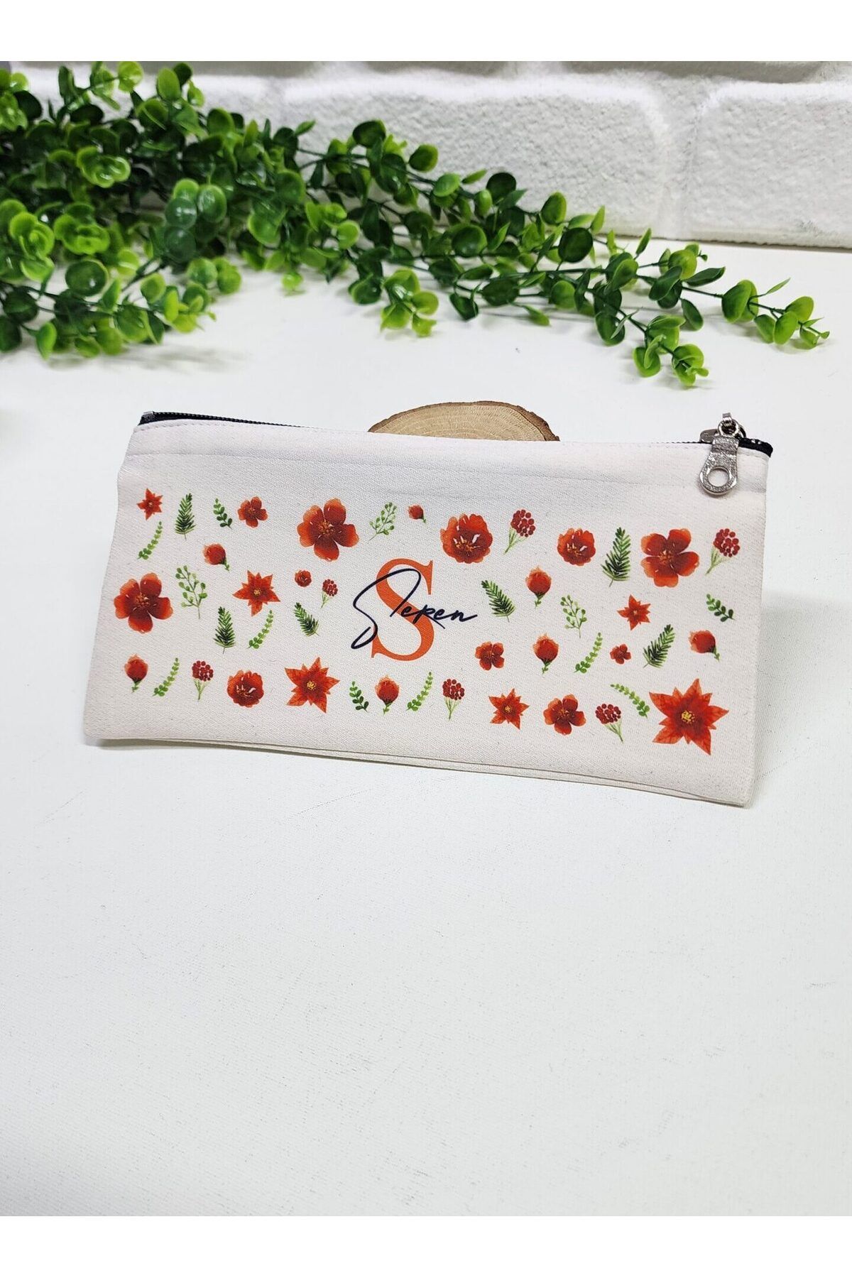 happy mountains Kişiye Özel İsimli Kalemlik Kırmızı Çiçekli ve Yaprak Desenli Kişiye Özel Kalemlik Mini Organizer