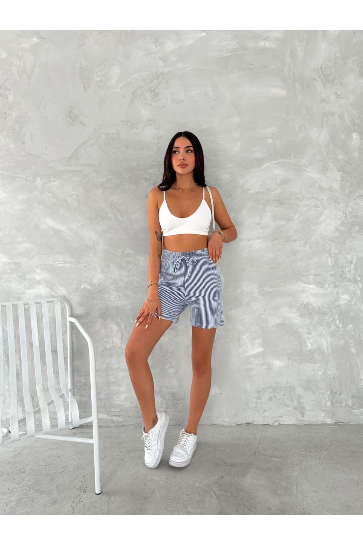 Ozy Fashion Su Yolu Çizgili Yazlık Lacivert Şort