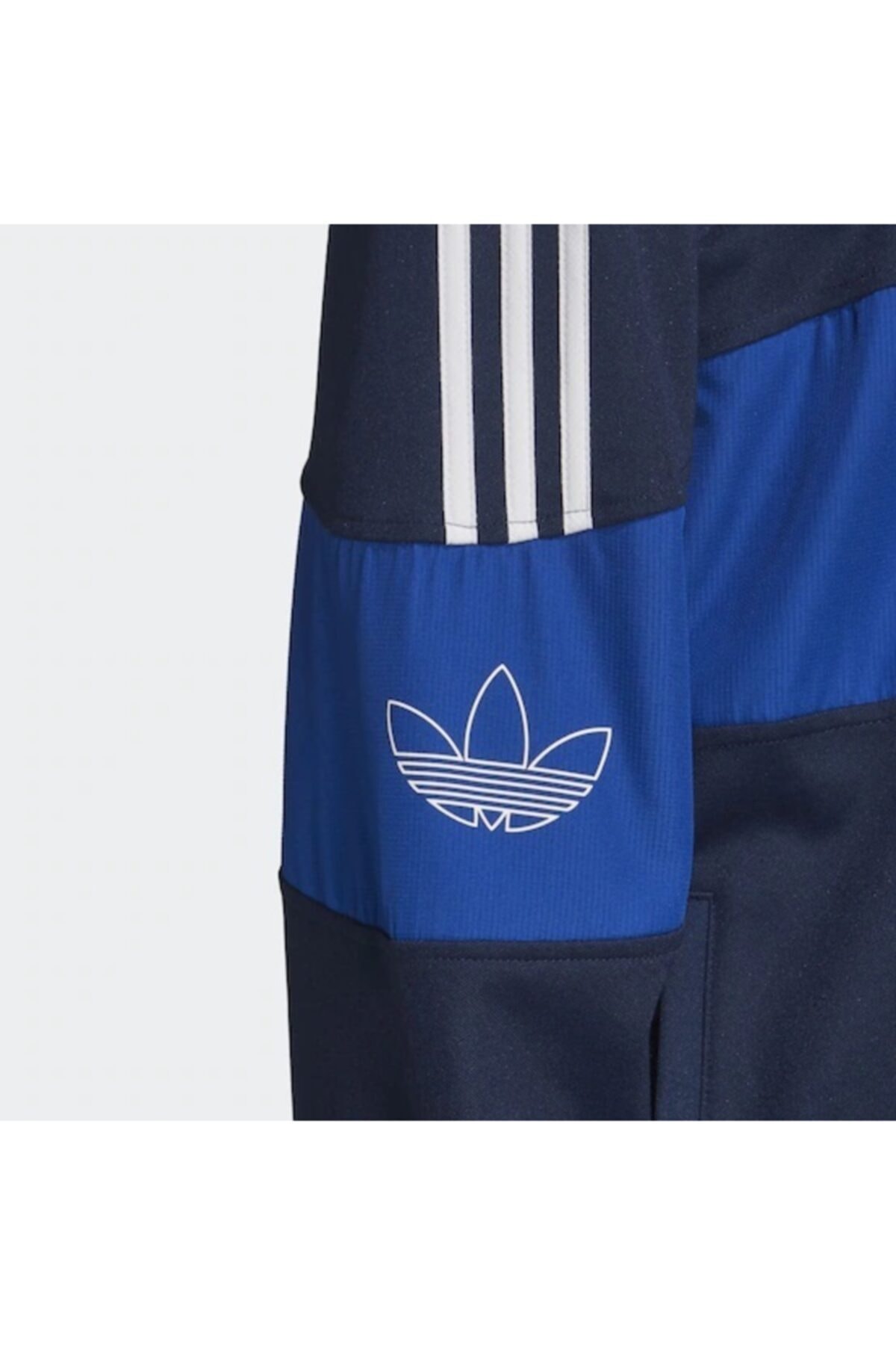adidas Erkek Lacivert Sweatshirt Fm3884 Fiyatı, Yorumları - TRENDYOL