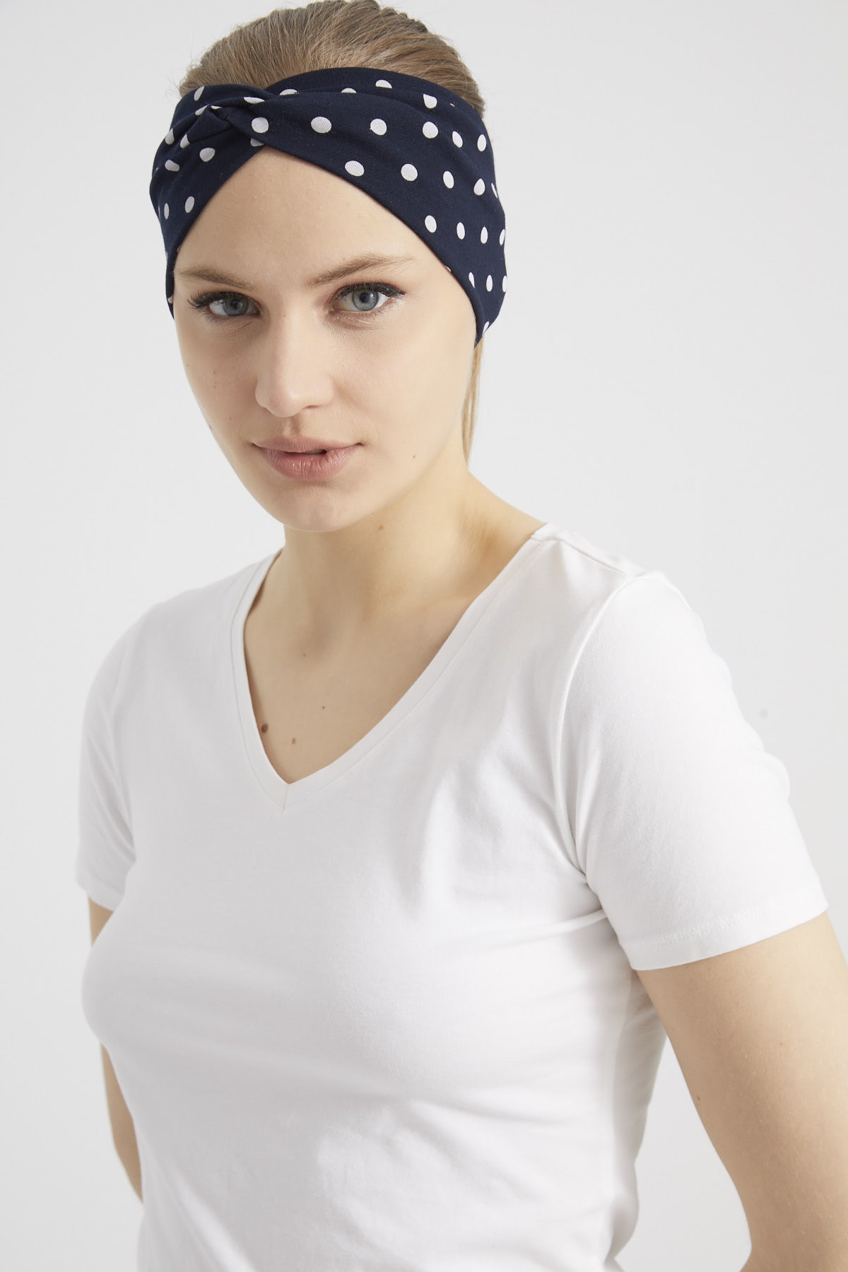 Siyah Beyaz Puantiyeli Kadın Bandana Saç Bandı  Ekstra Yumuşak Esnek  Penye Kumaş 6