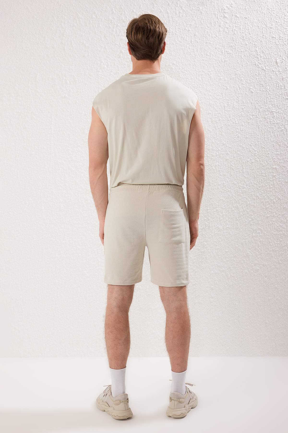 Trendyolmilla  Taş Regular/Normal Kesim Dokulu Şort & Bermuda TMNSS25SR00014 - Görsel 5