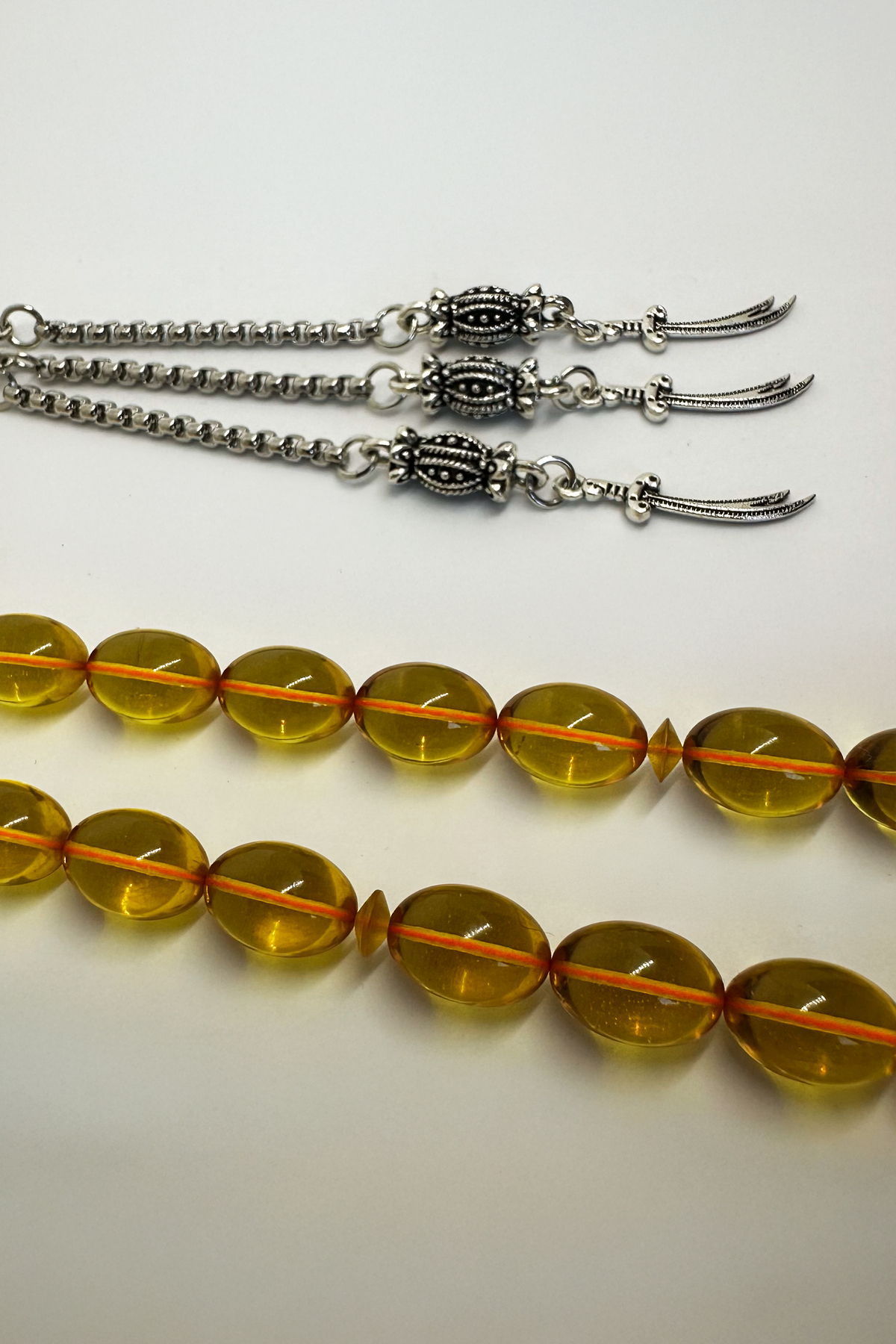 Özel Tasarım! Zülfikar Motifli Blok Zar Kehribar Tespih – Koleksiyonluk Parça — Silmaril Store (5)