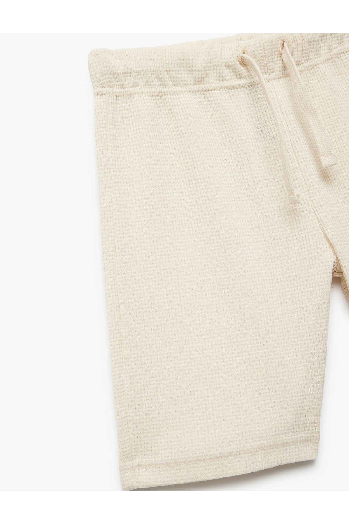 Koton-Strukturierte Basic-Shorts mit Bindegürtel und Taschendetail 3