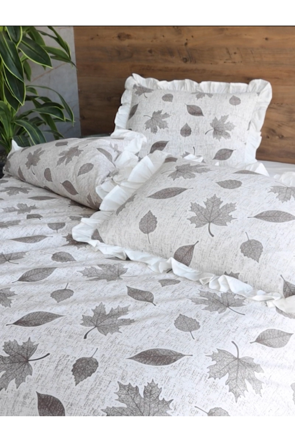 100% Cotton Ruffle Double Duvet Cover Set