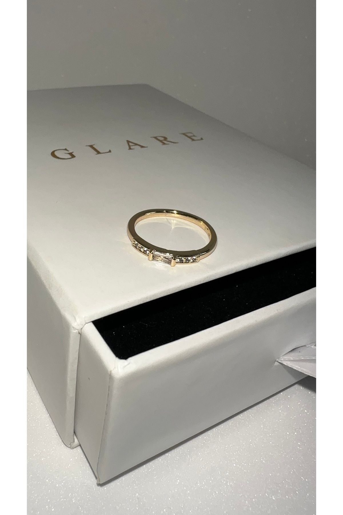 GLARE JEWELRY Serçe Parmak İçin Zirkon Taşlı Yüksek Paslanmaz Çelik Zincir Modeli 14k Gold Yüzük