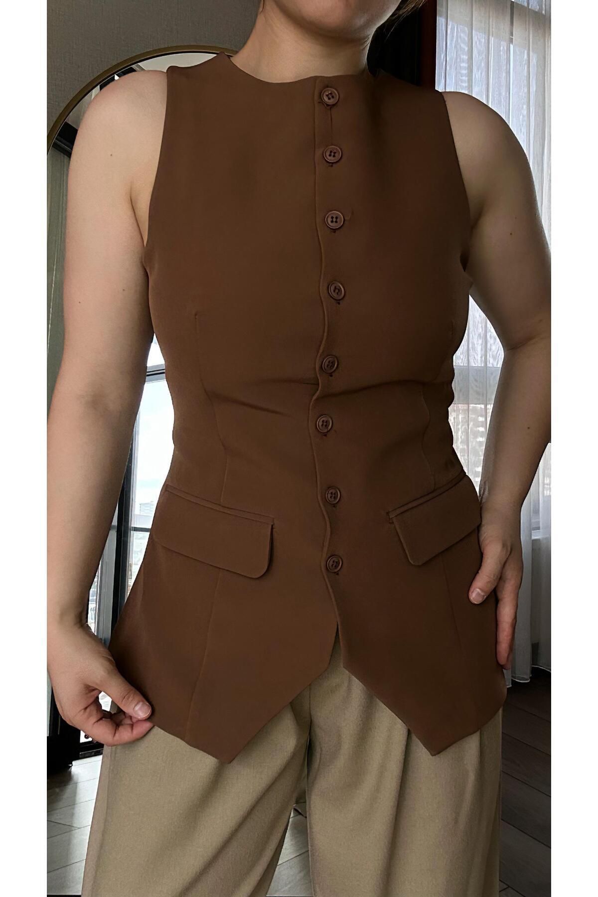 Büşra Ayhan Düğmeli Double Kumaş Kahve/Bordo Yelek