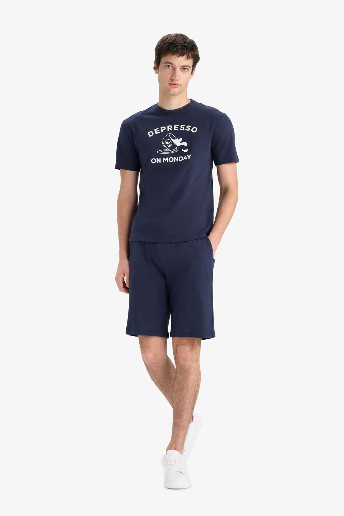 DeFacto Regular Fit Pijama Takımı Baskılı Kısa Kollu Üst Şort E7150AX25SM