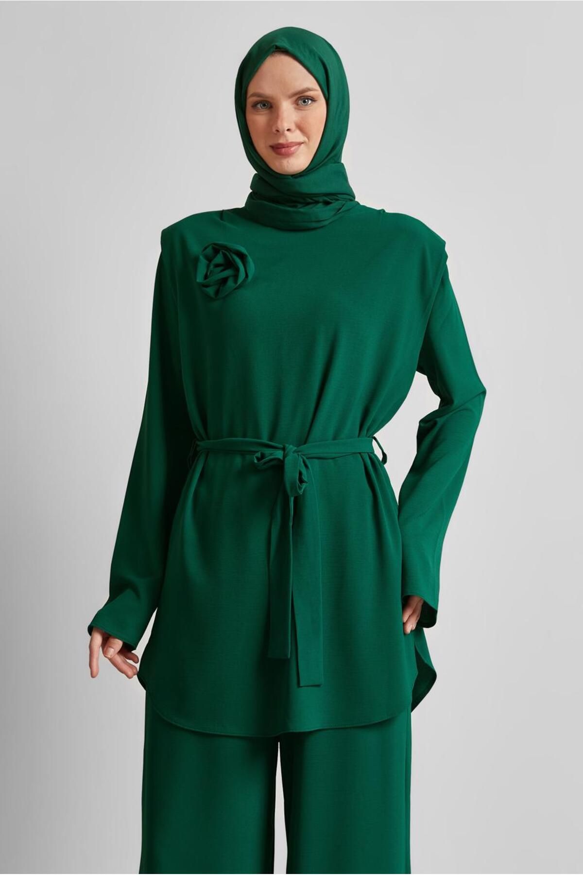 Alvina BROŞ DETAYLI PANTOLONLU TAKIM 44758