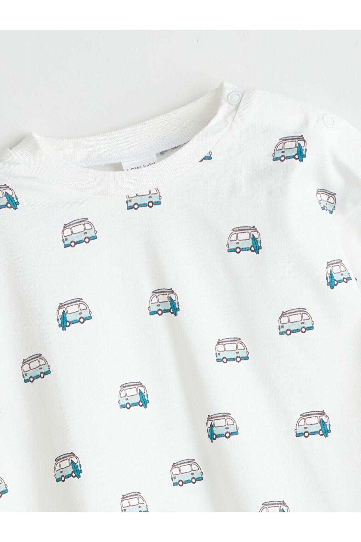 LC Waikiki-New Season Crew Neck Printed Baby Boy T-Shirt and Shorts Set of 2 - S5G591Z1 3