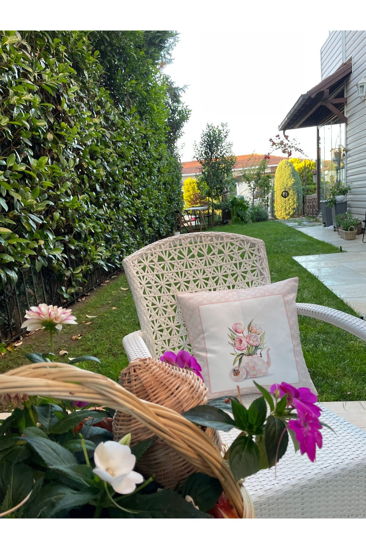 Merve Kaymakcı PEMBE DAMALI DESEN UYUMLU KIRLENT KILIFI