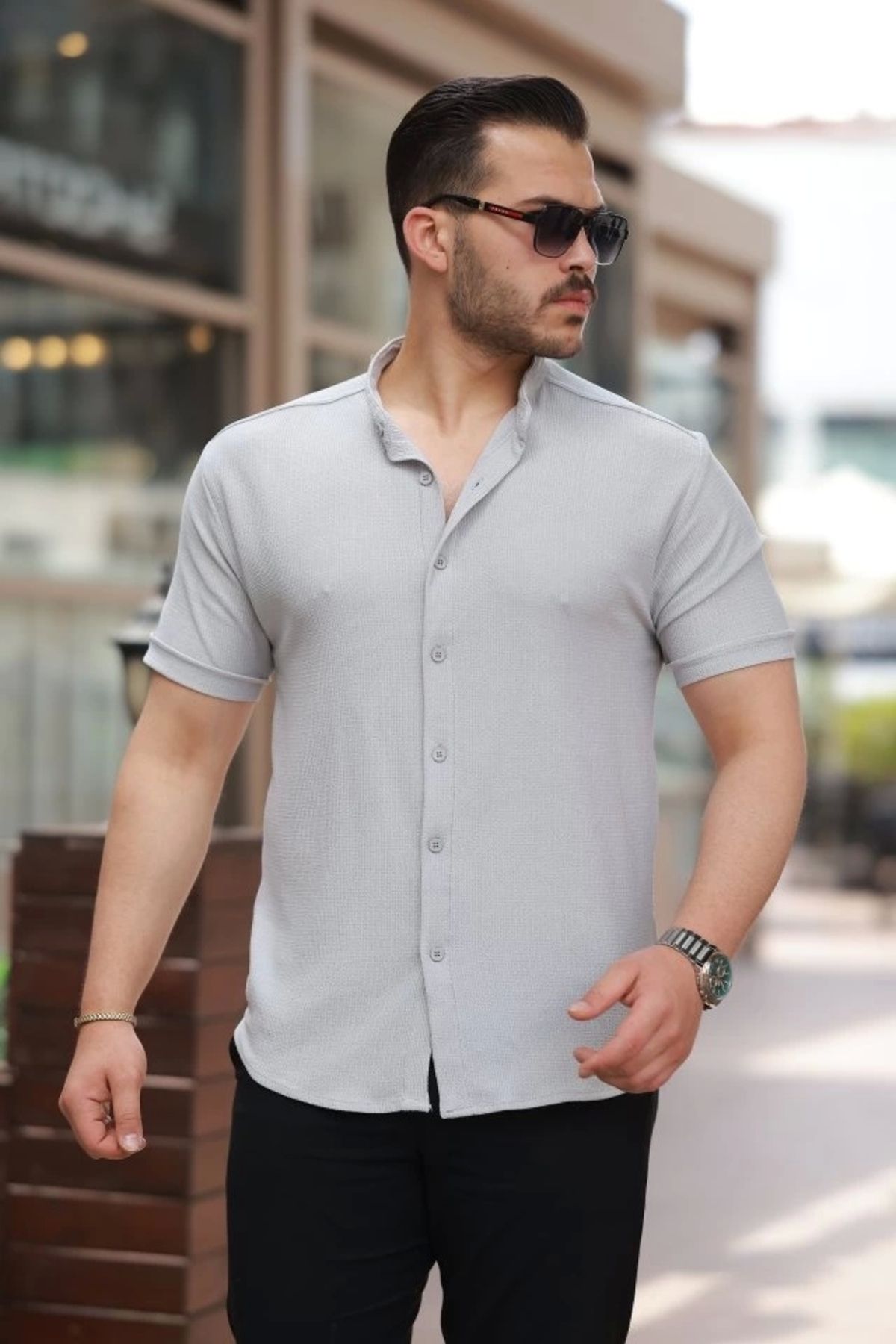 Butik Erkek Hakim Yaka Kısa Kollu Gömlek