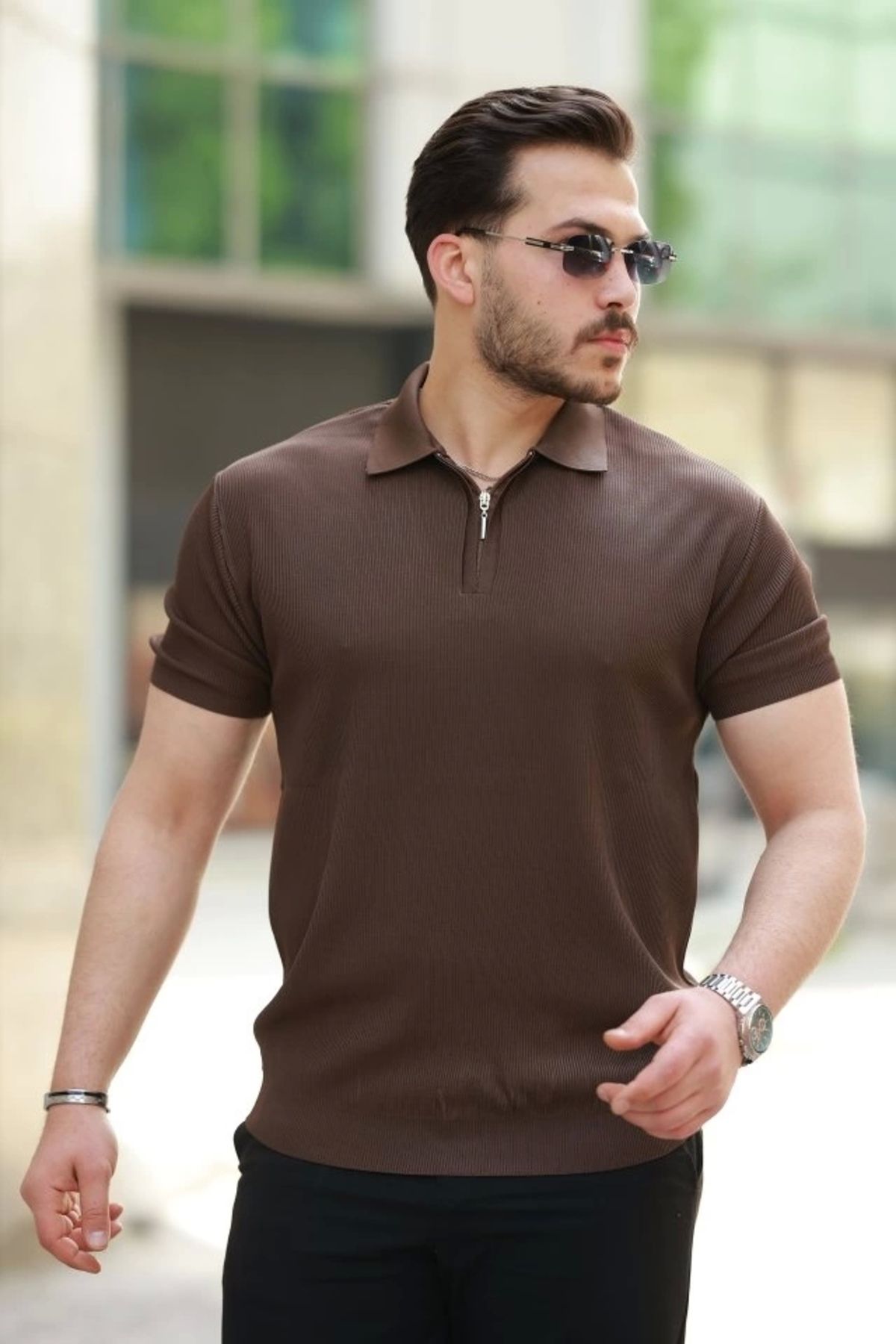 Butik Erkek Fermuarlı Yakalı Kısa Kollu Tshirt