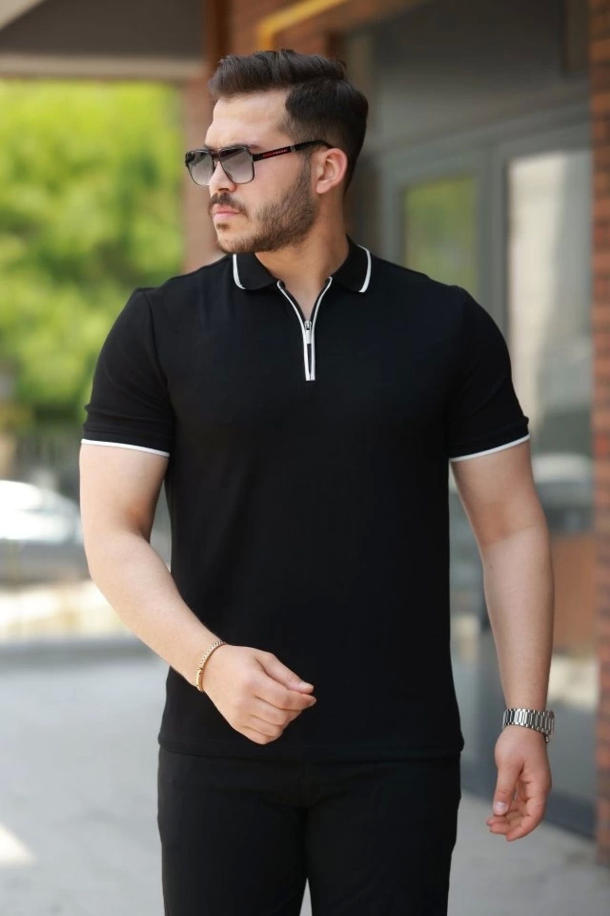 Butik Erkek Fermuar Yakalı çizgi Detaylı Kısa Kollu Tişört