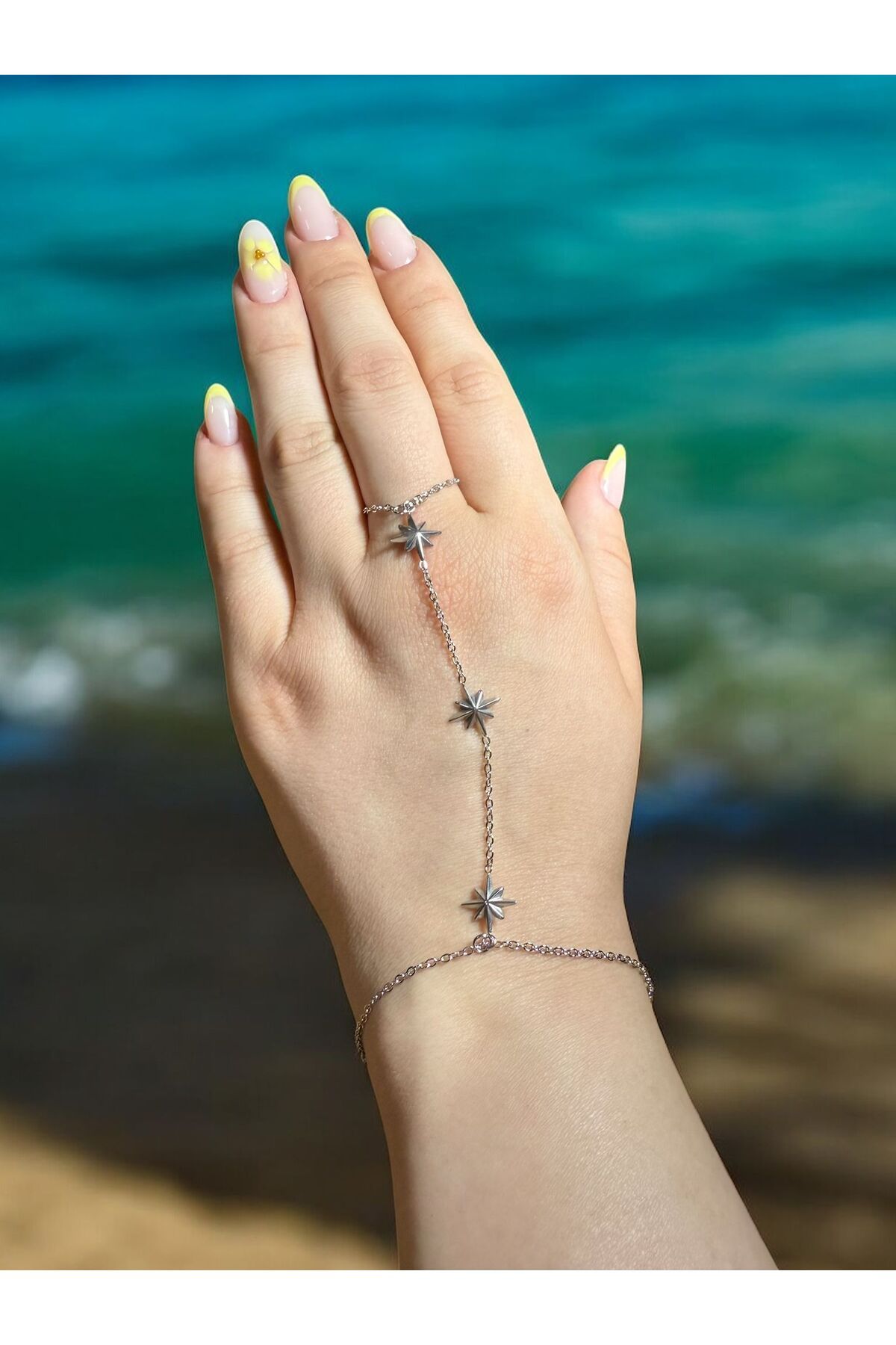AKMNY BOUTIQUE Gold Rengi Yıldızlı Çelik Şahmeran
