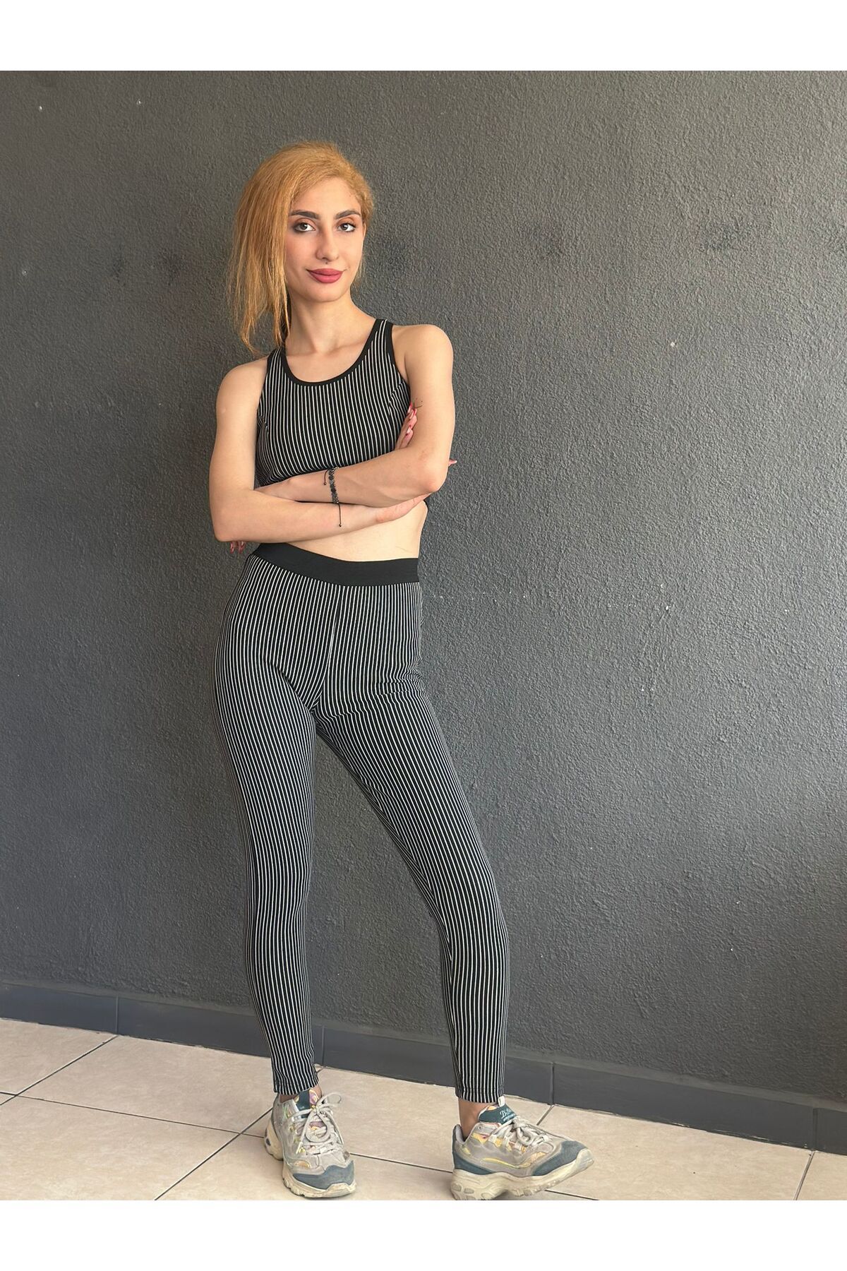 Gönülden Tasarım SPOR ÇİZGİLİ BÜSTİYER TAYT TAKIM
