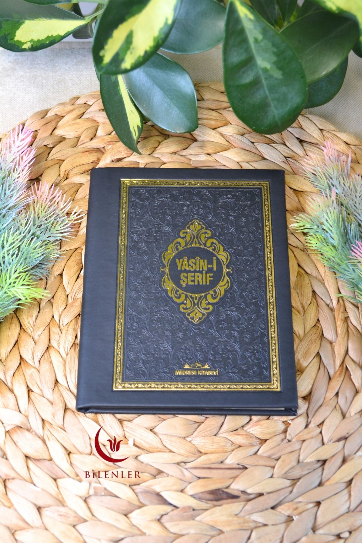 Bilenler Yasin Kitabı Termoderi Kaplı-Arapça Türkçe Okunuşlu ve Mealli–Mevlid ve Bebek Hediyeliğii (1 Adet)