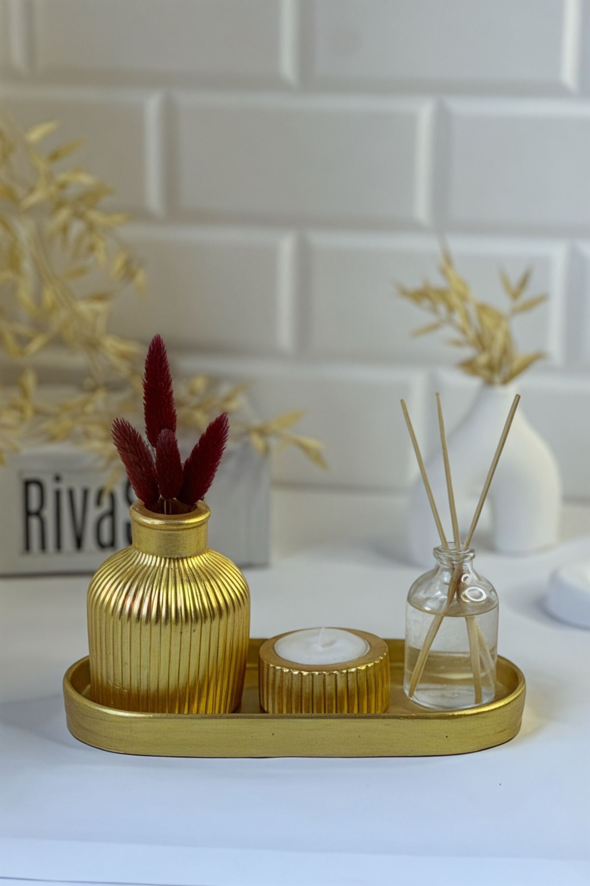 SerenityHaven 4lü Set Gold Vazo + Mumluk (Soya Mum) + 50ml Mandalina Oda Kokusu + Oval Tepsi + Bambu + Pamuk Otu