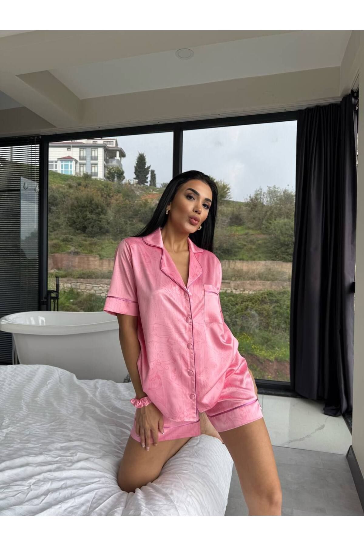 Gamze Day's Lingerie Saten Kısa Pijama Takımı