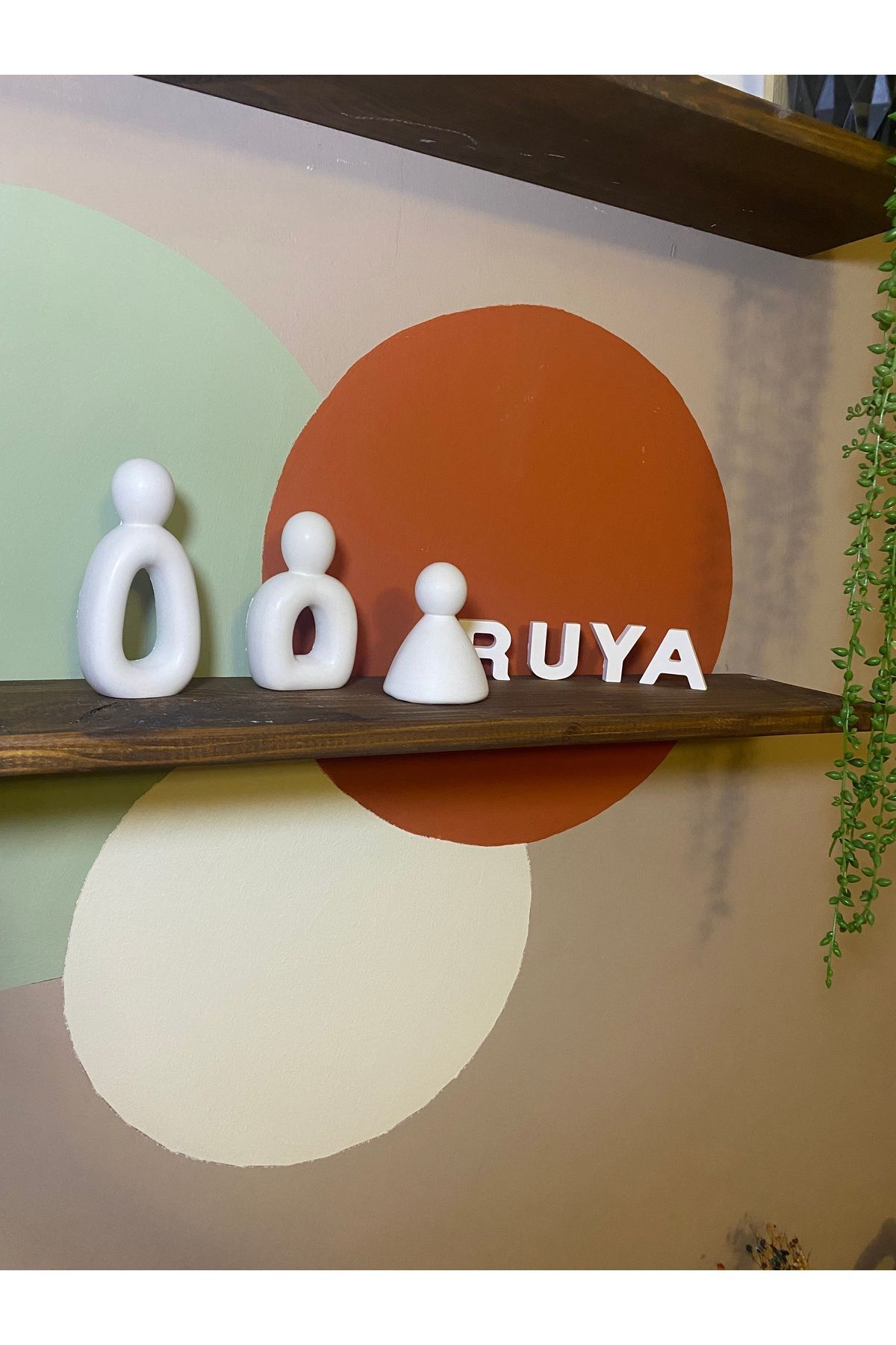 SerenityHaven Dekoratif hediyelik insan heykeli aile üç parça