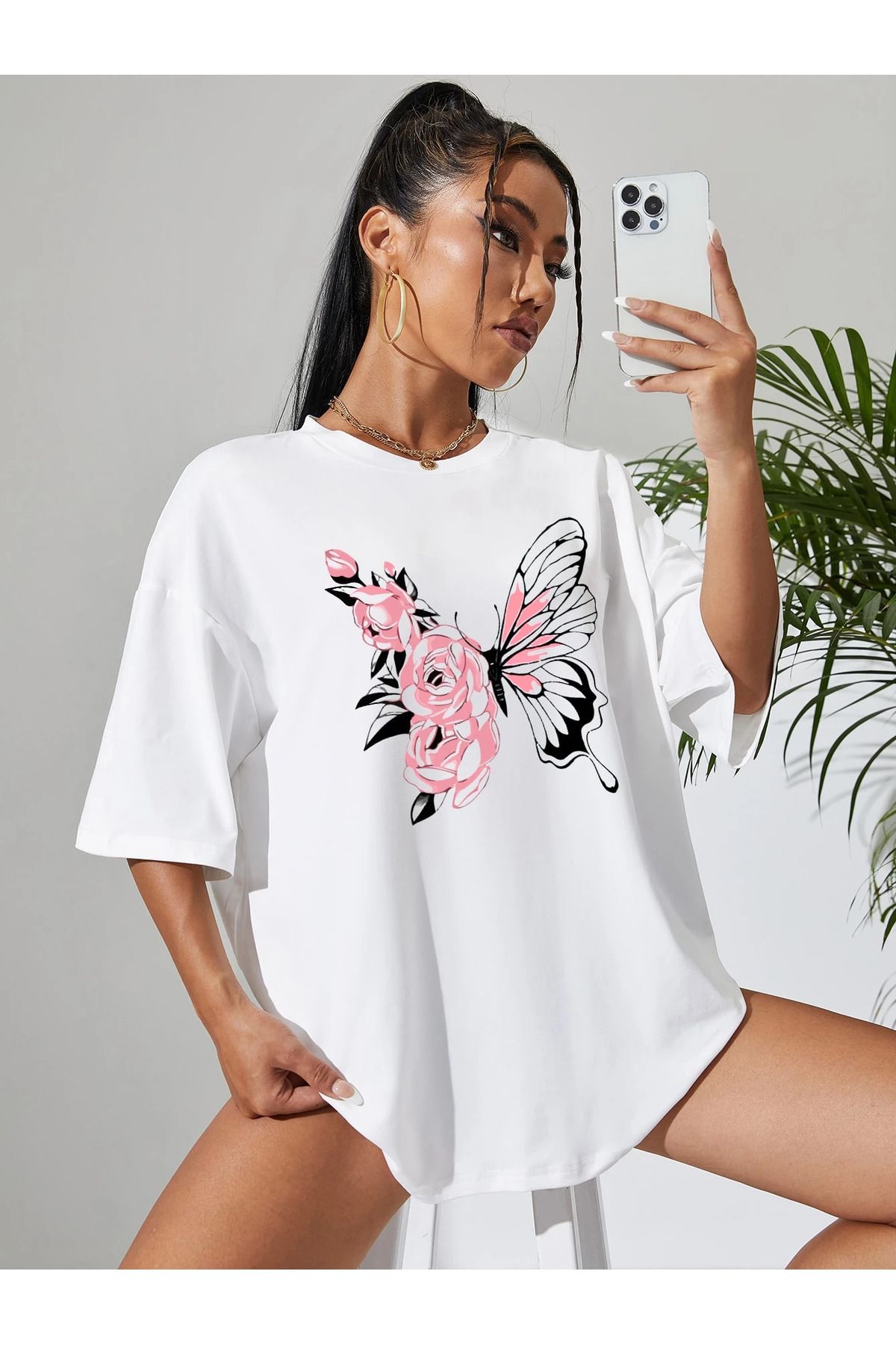ELNOYA Unisex Pamuklu Beyaz Oversize "Pembe Kelebek" Baskılı Bisiklet Yaka Rahat Günlük T-shirt