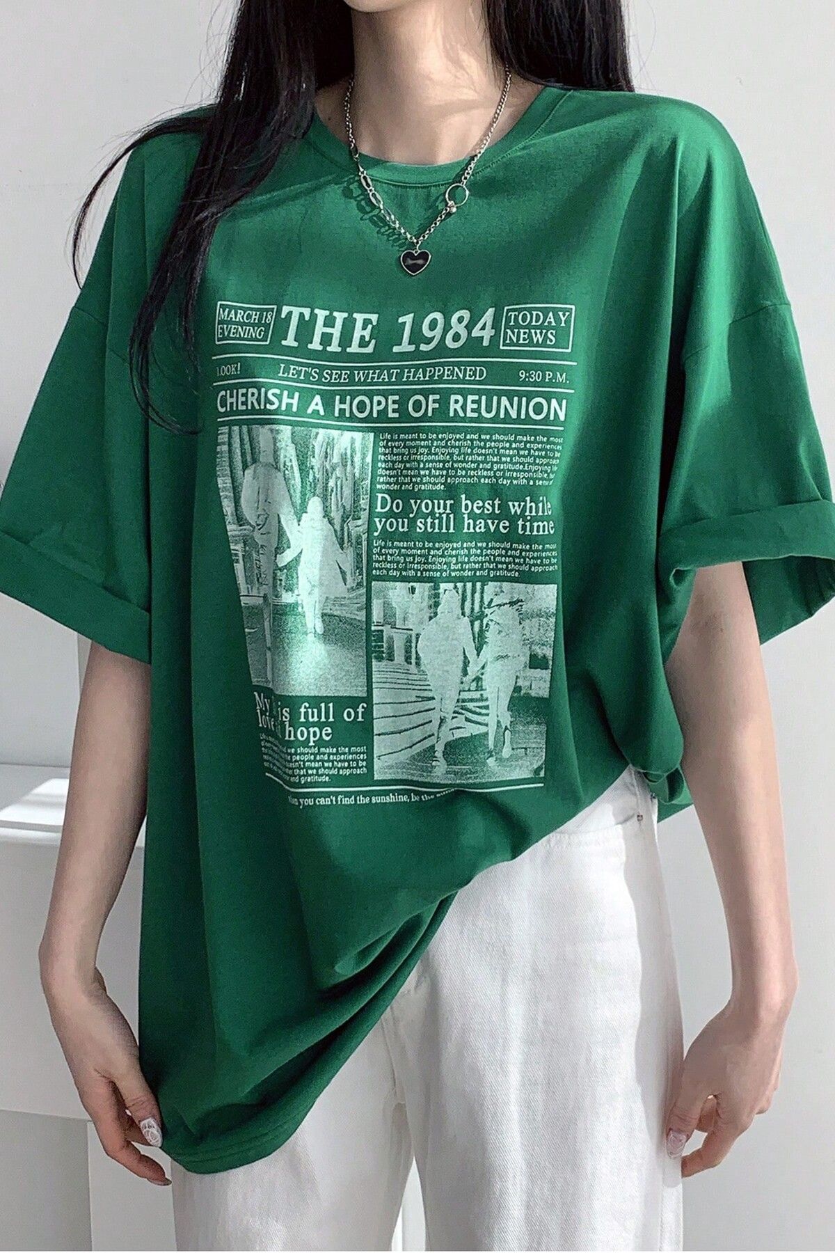 MODAGEN Unisex Yeşil Bisiklet Yaka 1984 Gazete Baskılı Oversize T-Shirt
