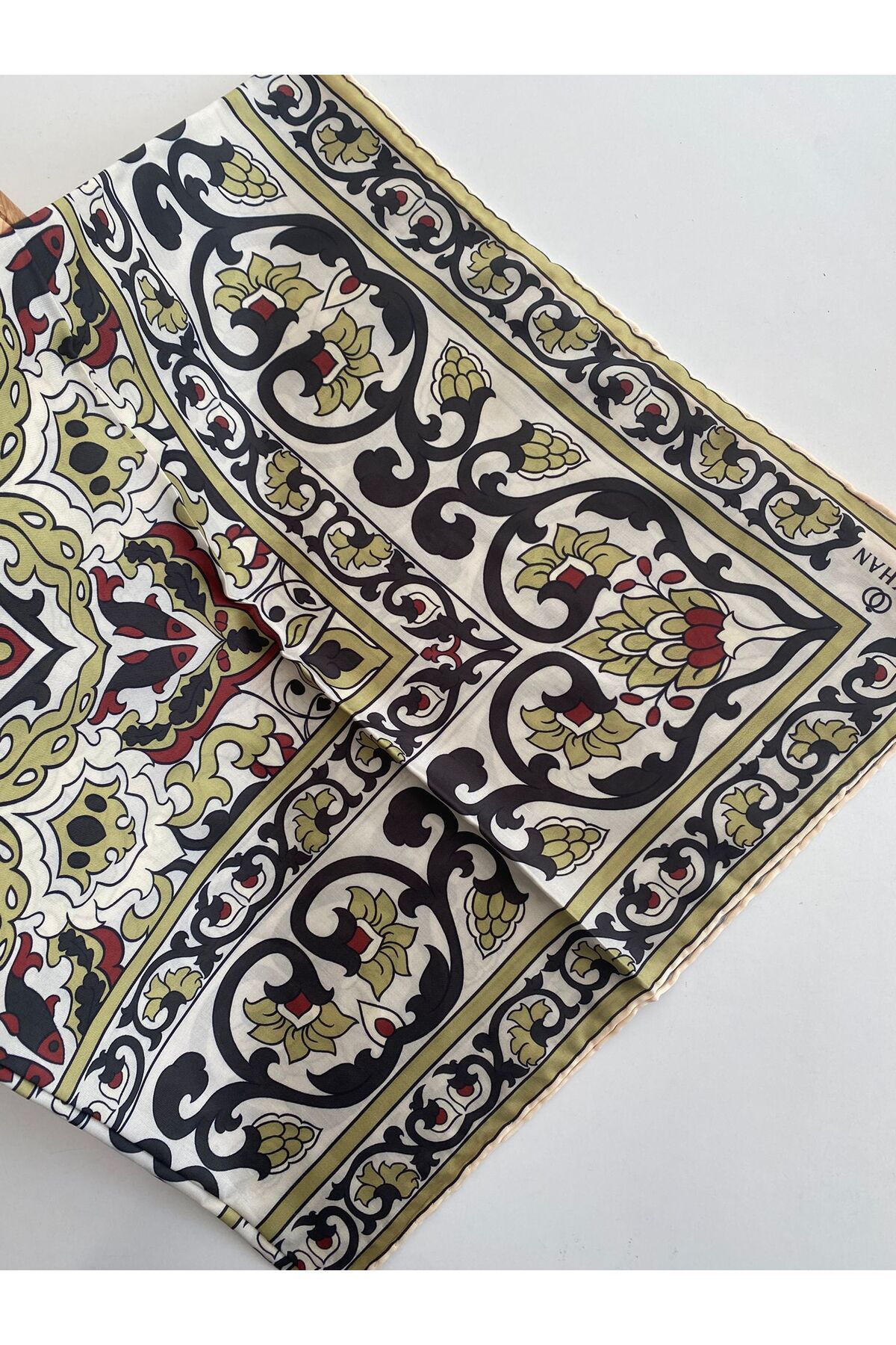 İpekhan Sırlı Desen İnce Pamuk Eşarp