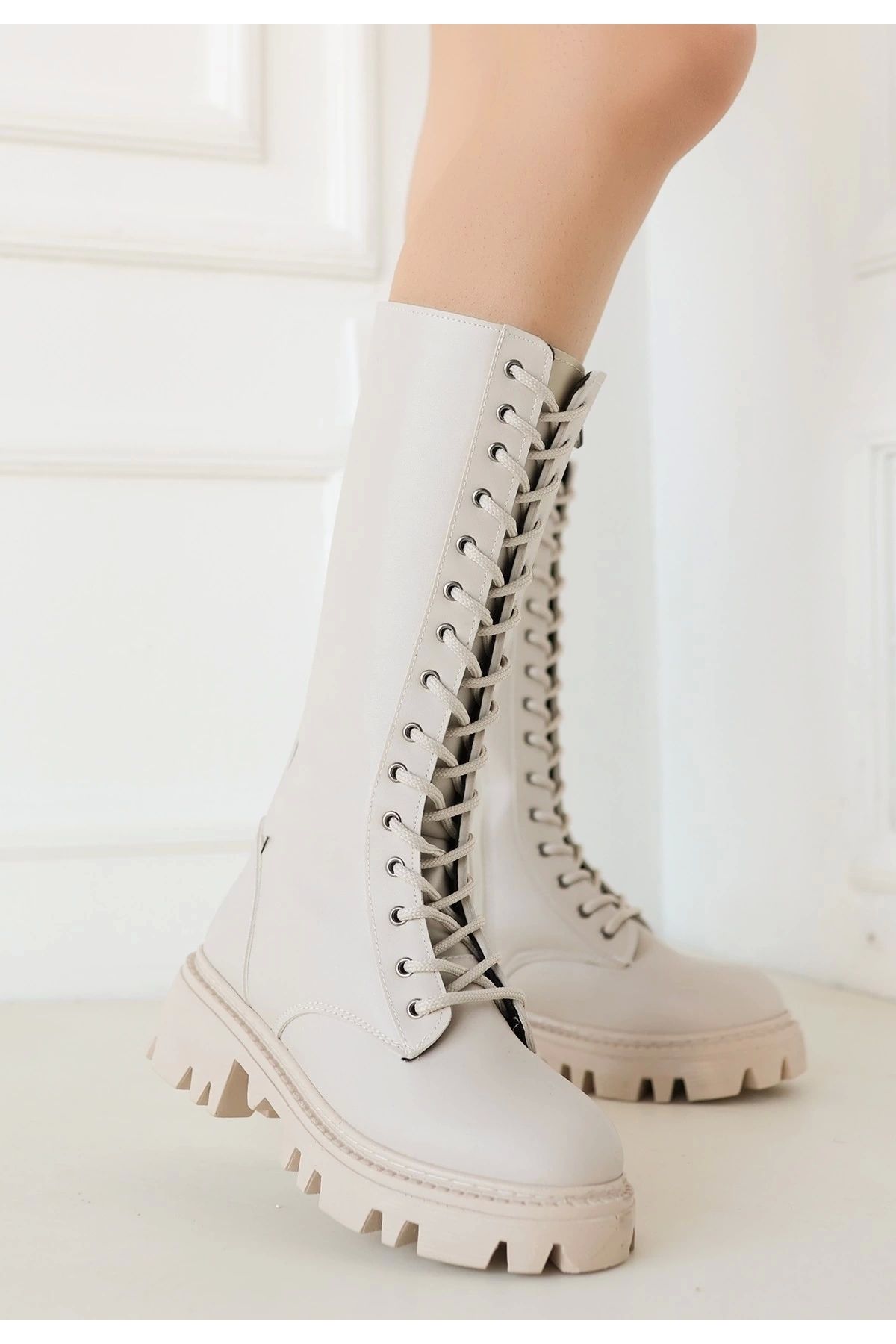 BellevieStore Uliza Bej Cilt Bağcıklı Çizme