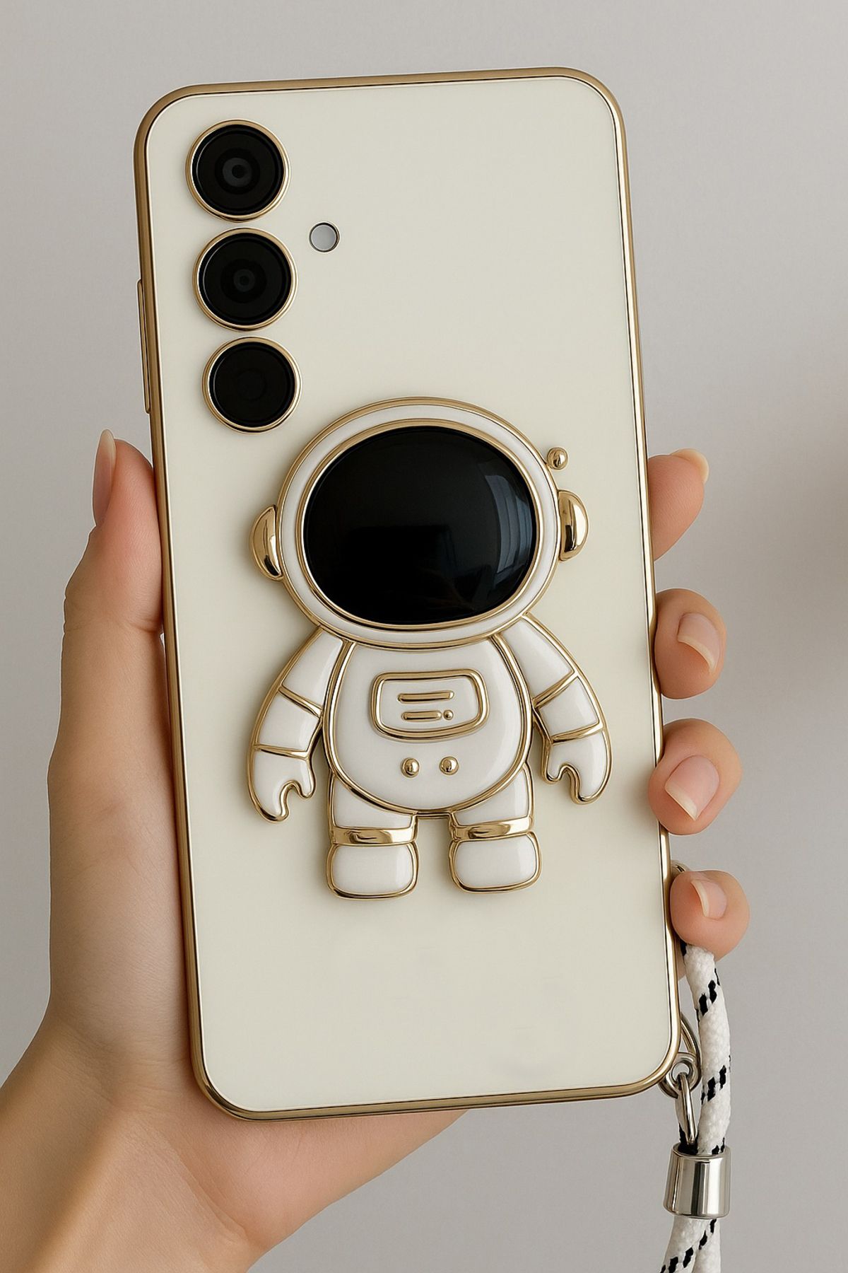 Coverzone Samsung Galaxy A16 ile Uyumlu Ipli Boyun Askılı Astronot Figürlü Kılıf Pastel Renkli Kılıf