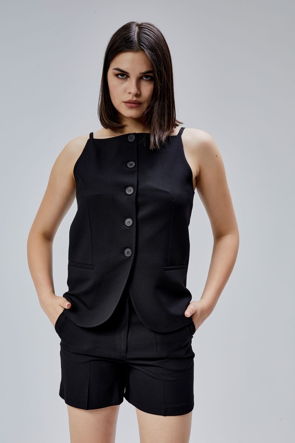 Bolivente Siyah Regular Fit Astarlı Askılı Yelek