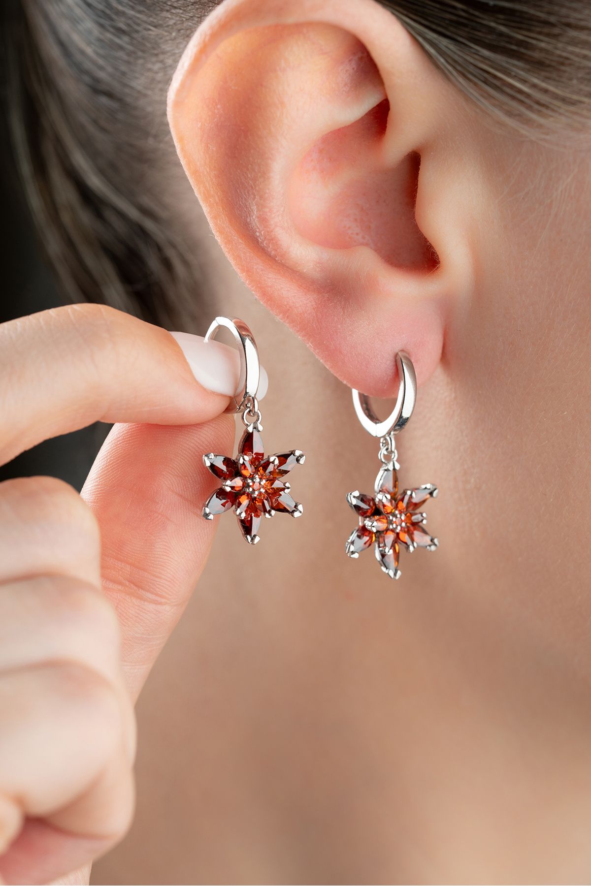 Silvano Jewelry 925 Ayar Gümüş Garnet Taşlı Küpe