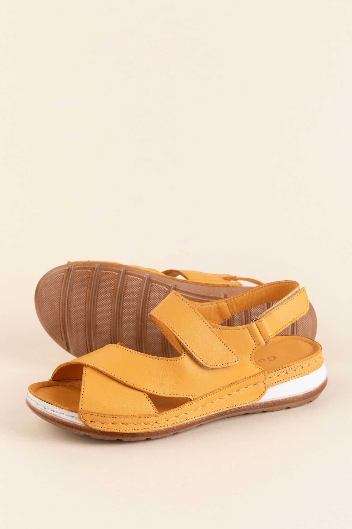 Gondol-Women's Genuine Leather Anatomical Sole Sandals Iz.4601 Yellow 3