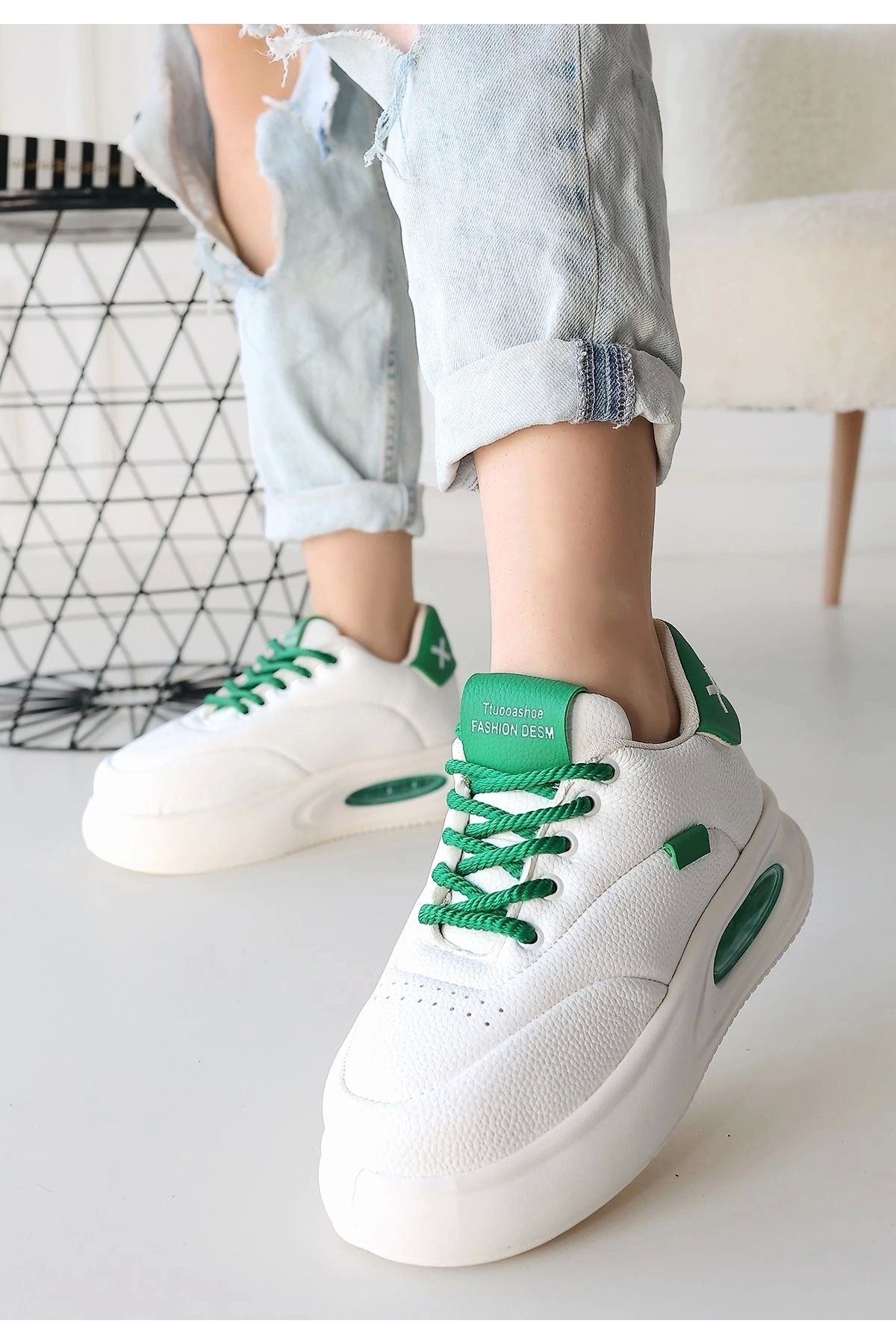 BellevieStore Chris Beyaz Cilt Yeşil Detaylı Bağcıklı Spor Ayakkabı