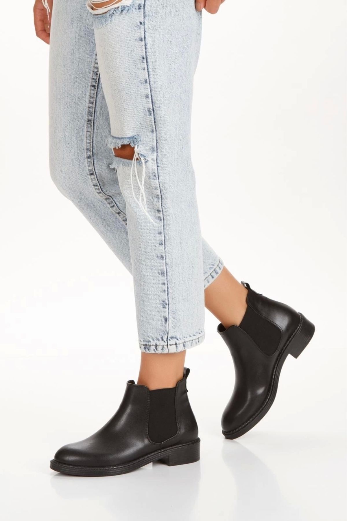 BellevieStore Seend Siyah Cilt Topuklu Bot