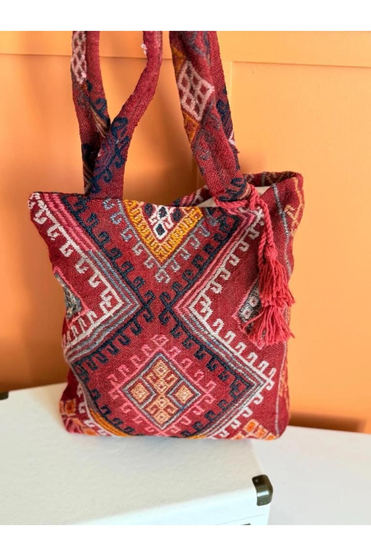 DesignEv Boho Kilim Omuz Çantası – Vintage Türk Kilim Çantası – El Yapımı Benzersiz Şık Aksesuar