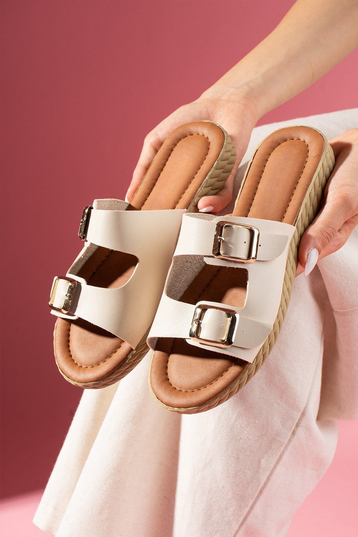 FUGA MODA Dopin Bej Çift Tokalı Taba Soft Zeminli Terlik