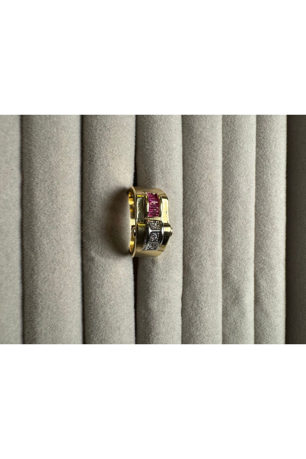Gilia Jewelry Pembe Zirkon Taşlı Yüzük
