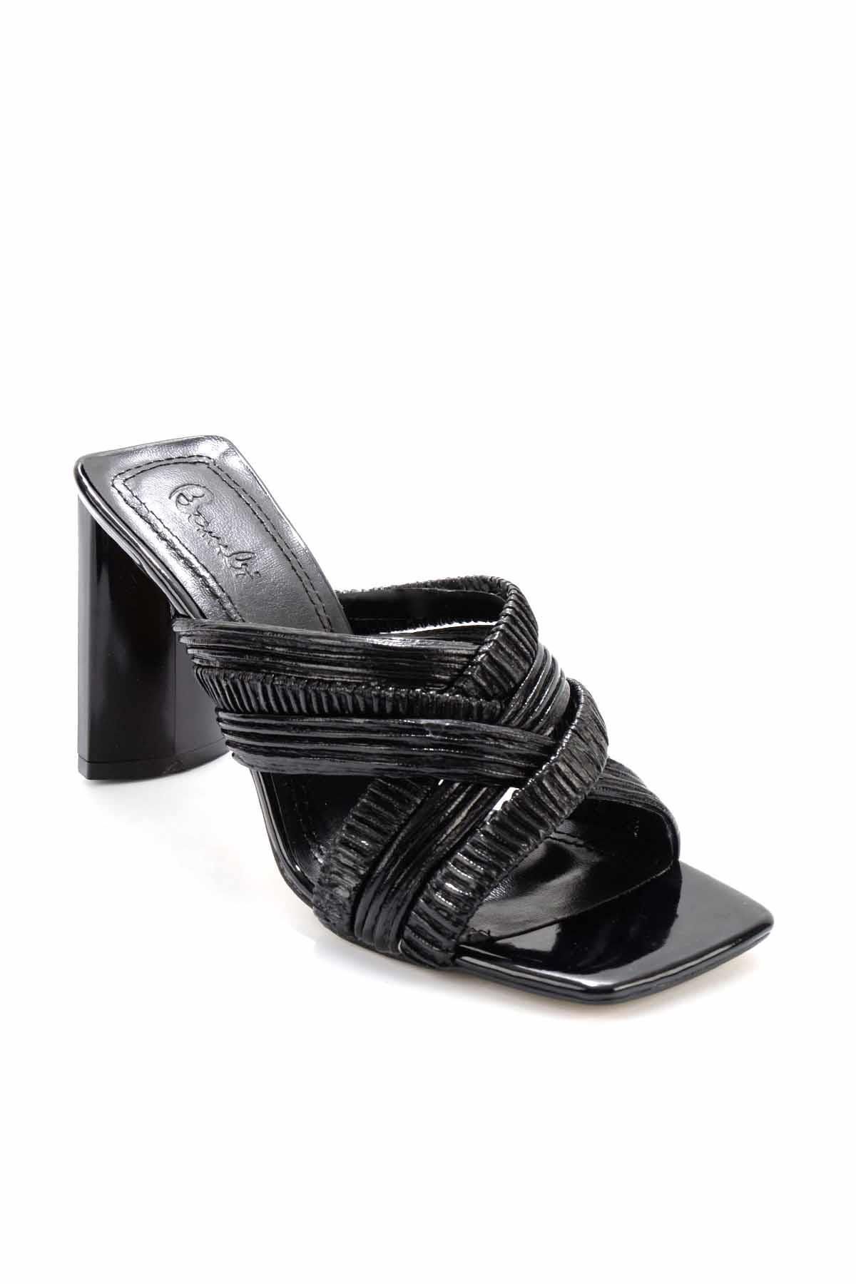 Bambi-Black Women's Slippers K04188130408 3