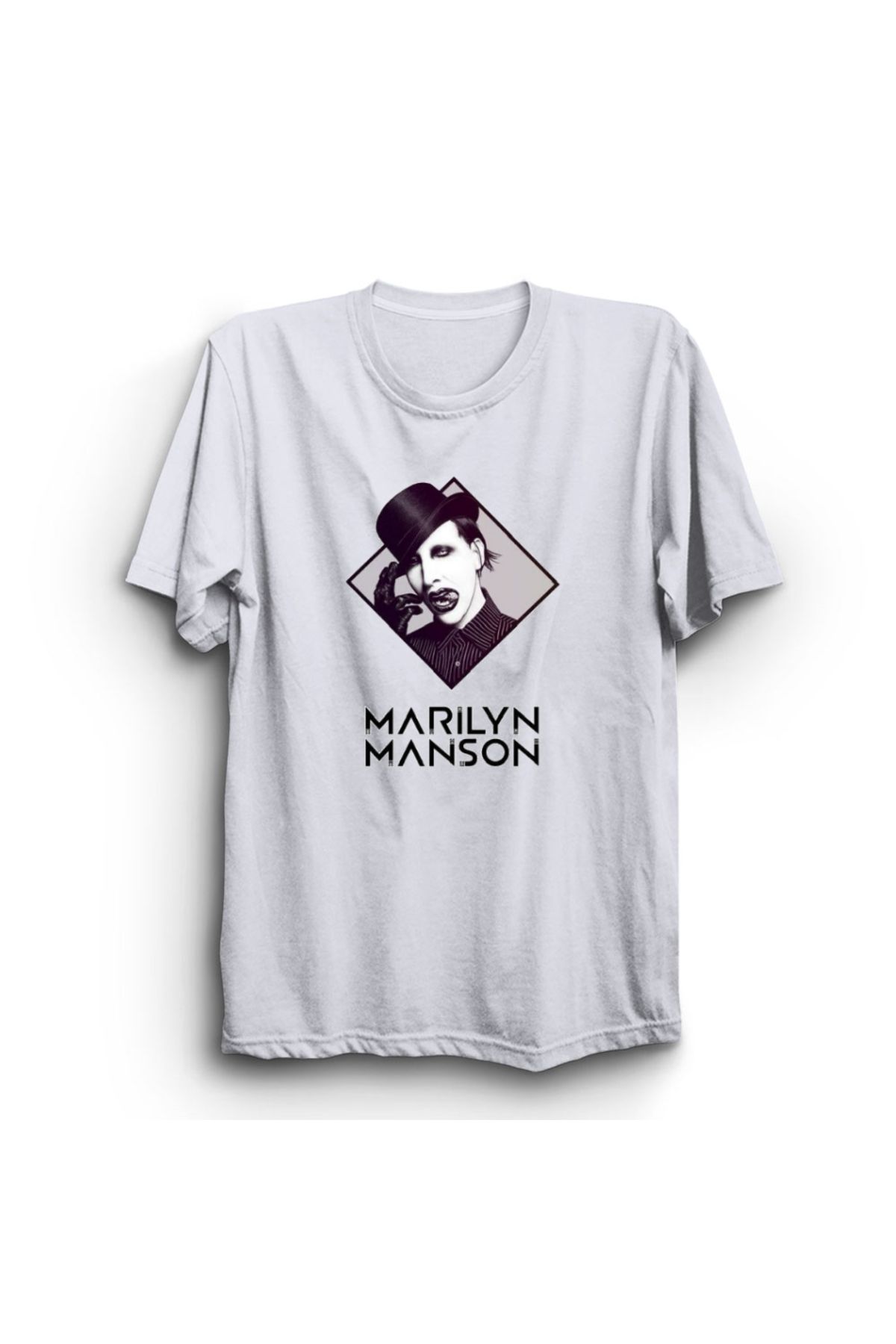The Fame Marilyn Manson, With Hat, Rock Metal Müzik Grubu Baskılı, Unisex, %100 Pamuk Tişört