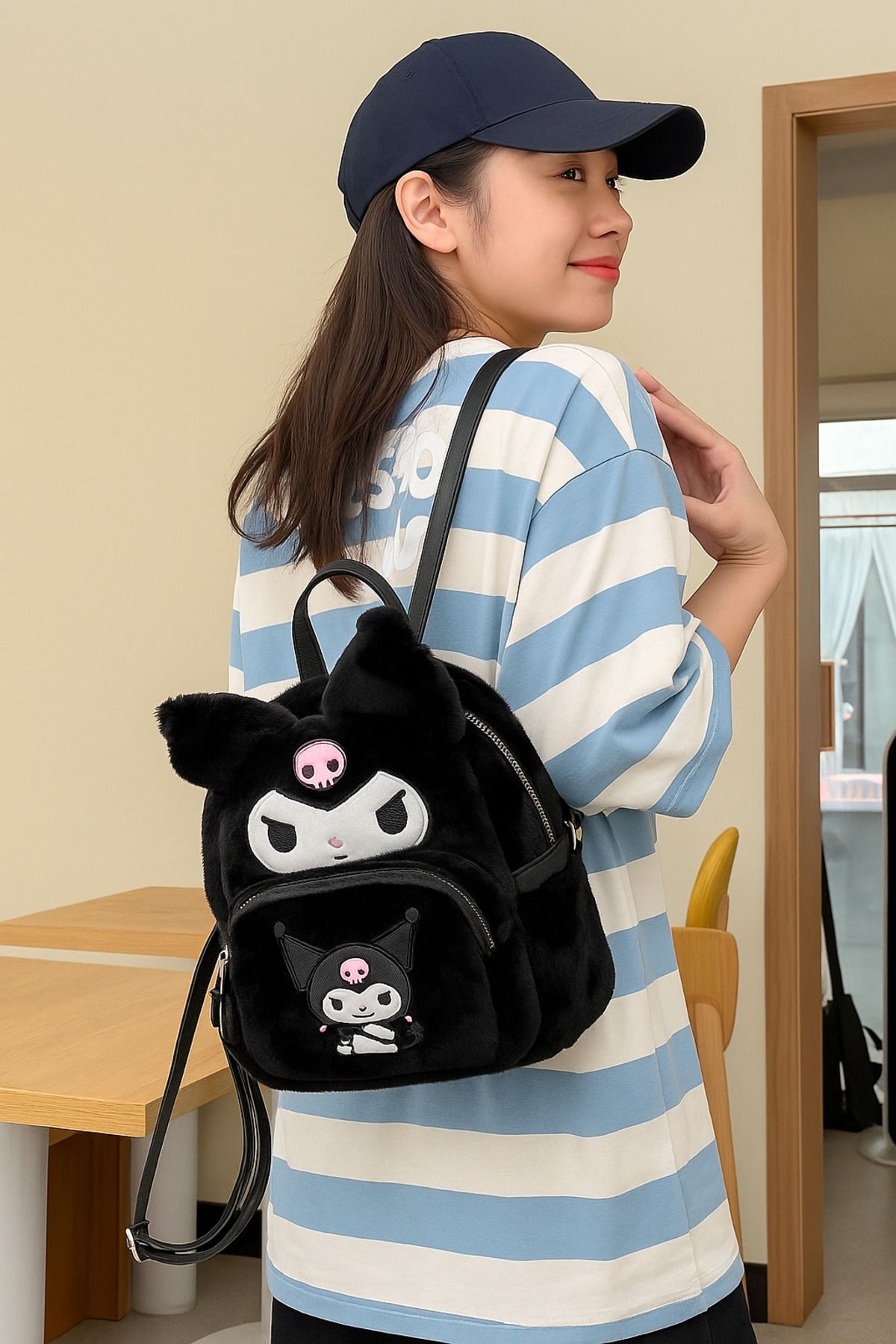 facnspt Kuromi Peluş Sırt Çantası – Siyah