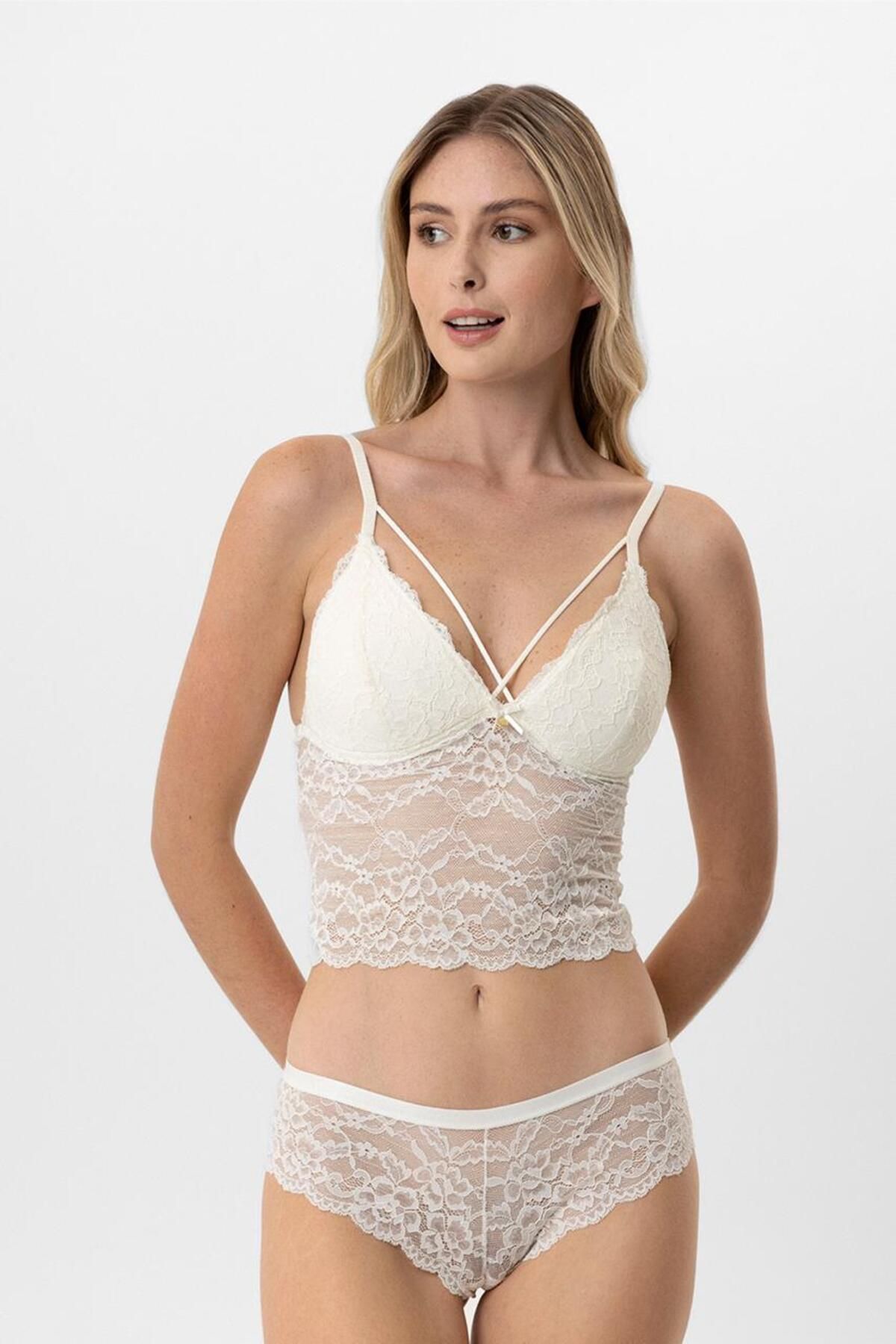 Pierre Cardin Lingerie Kadın Balensiz Dantelli Pedli Sütyen Takımı