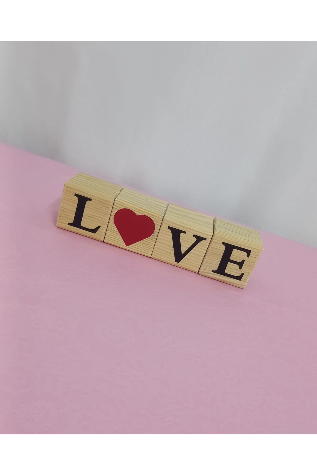 SerenityHaven Love Yazılı 4lü Ahşap Küp