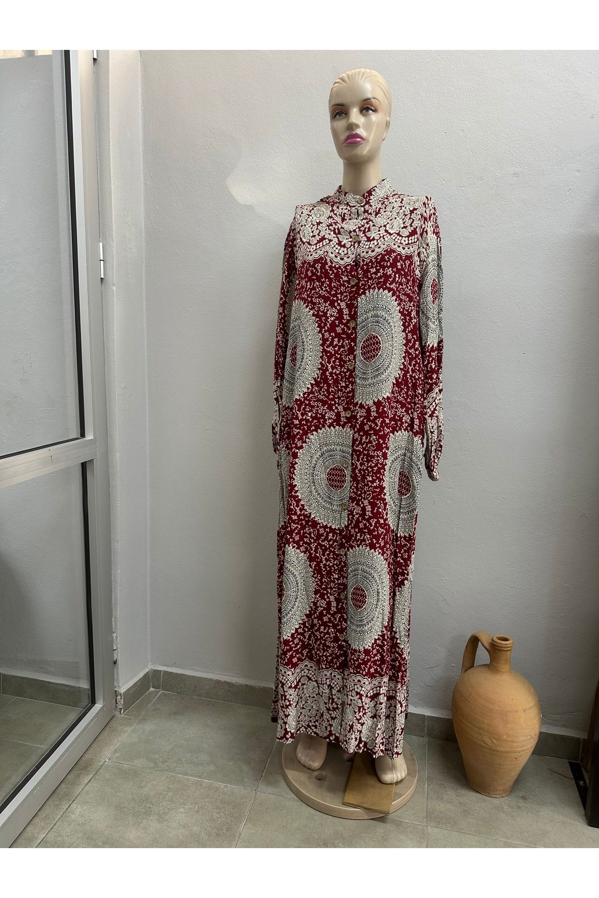 Zülal İthal Kumaş, Yuvarlak Yaka, Lastik Kol, (54*2=108 cm.Göğüs/ Boy 142 ölçü YOK.