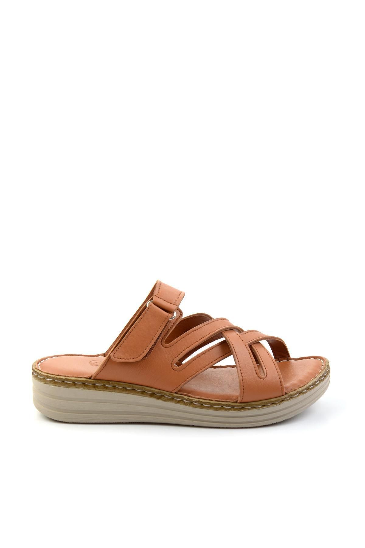 Bambi Taba Leather Kadın Terlik K04281030603