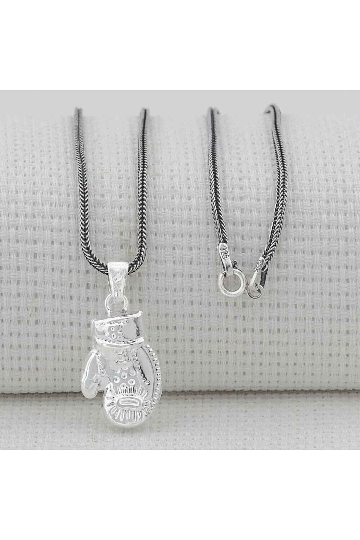 shop Boks Eldiveni Ucu Küçük 925 Ayar Gümüş Erkek Kolye
