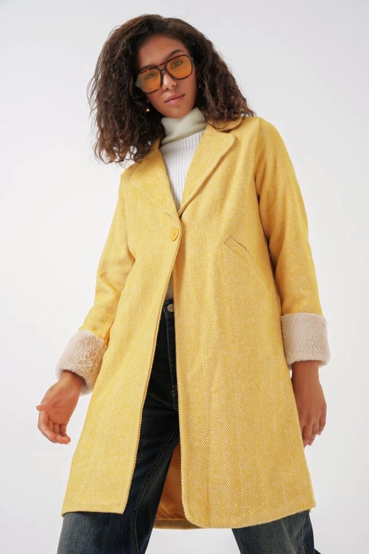 Butik 9085 Balık Sırtı Kaşe Kaban - B.Sarı